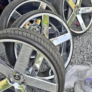 used 30 inch Dub Ballers rims and tires 6x139 set