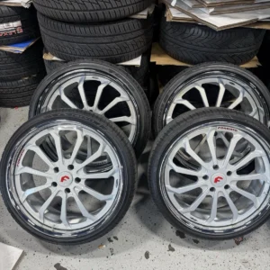 used Forgiato 22 inch machined silver face chrome lip multi-spoke wheels set of 4 with tires