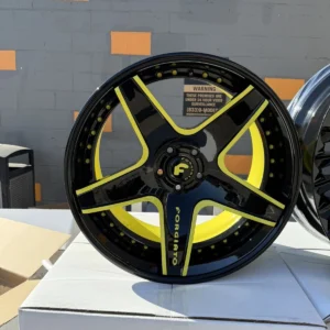 Forgiato ECL Classico 21x9 22x12 staggered wheels C8 Corvette Accelerate Yellow gloss black centers