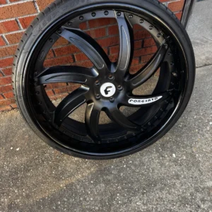 26-inch-forgiato-wheels-gloss-black-front-view.jpg