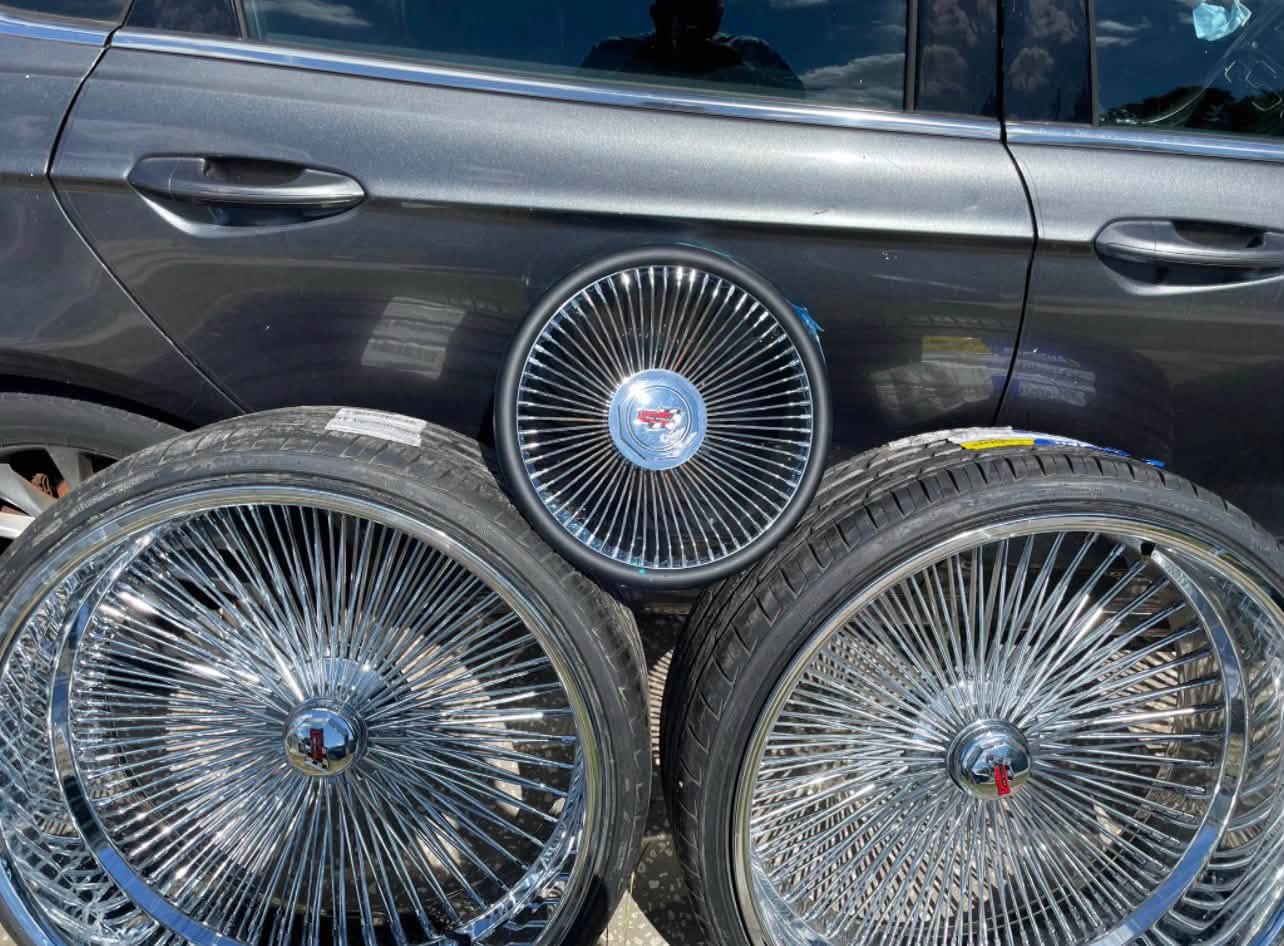 26 inch chrome wire wheel staggered used 26 inch chrome wire wheel staggered used